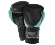 Боксерские перчатки женские Bad BoyTraining Series 2.0 Black/Green