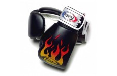 Боксерские перчатки Fairtex (FlameBlack)