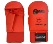 Перчатки SMAI с защитой большого пальца. Цвет красный. Одобрено WKF