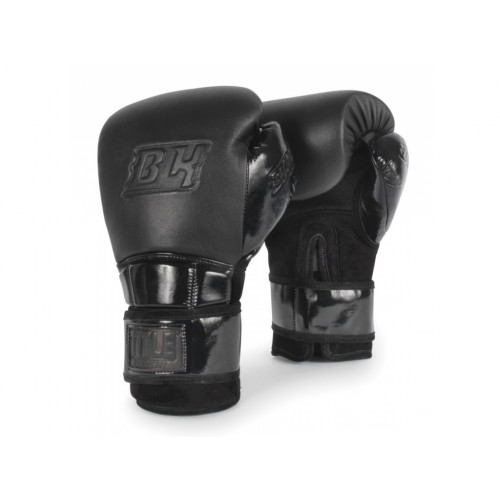 Боксерские перчатки TITLE BLACK Boxing