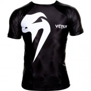 Venum 7580 Рашгард Venum Giant rashguard - Black - short sleeves фото